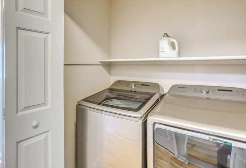 Steps To Beach: Surf City Vacation Rental!