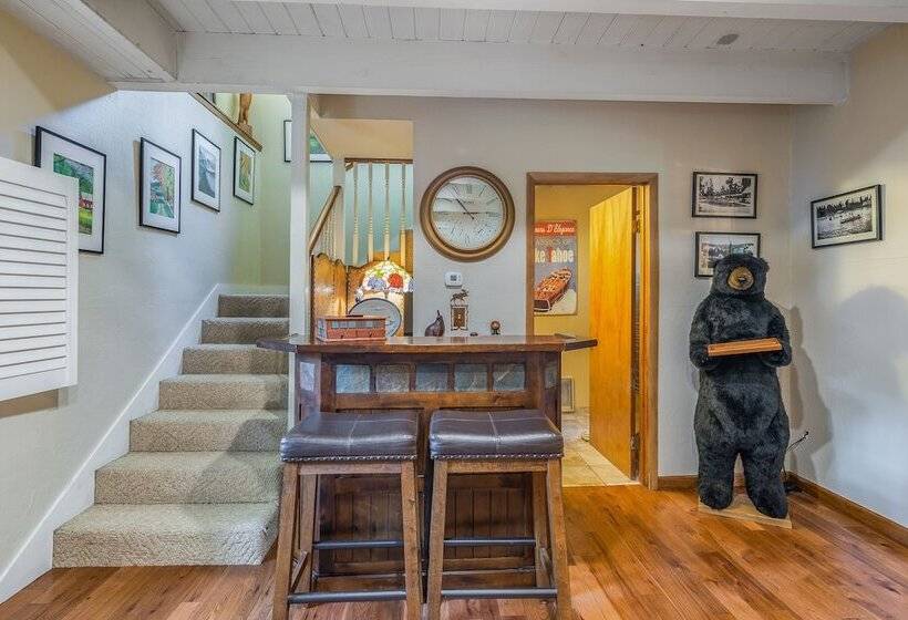 Tahoe City Cabin For 10 Walk To Beach By Sierra Getaways