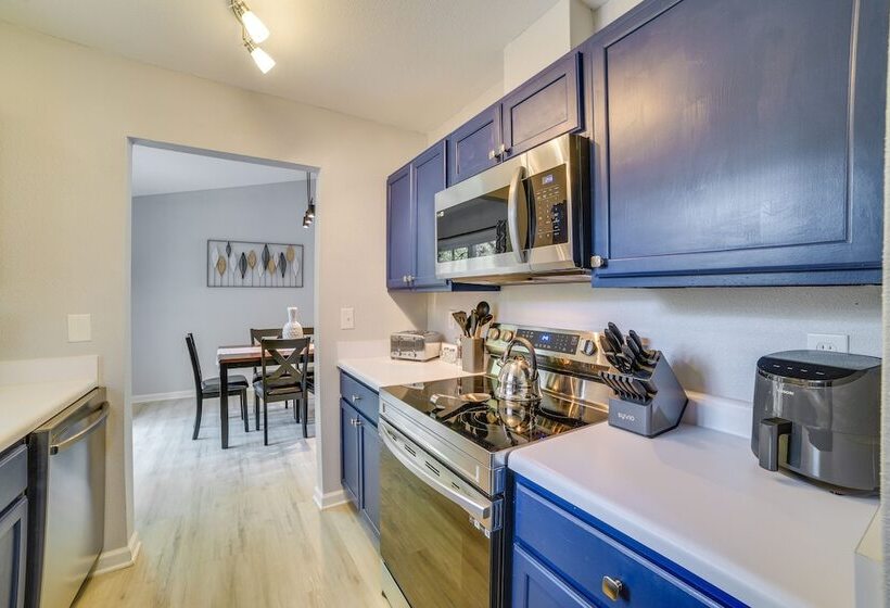 Tallahassee Home W/ Private Deck: 4 Mi To Downtown