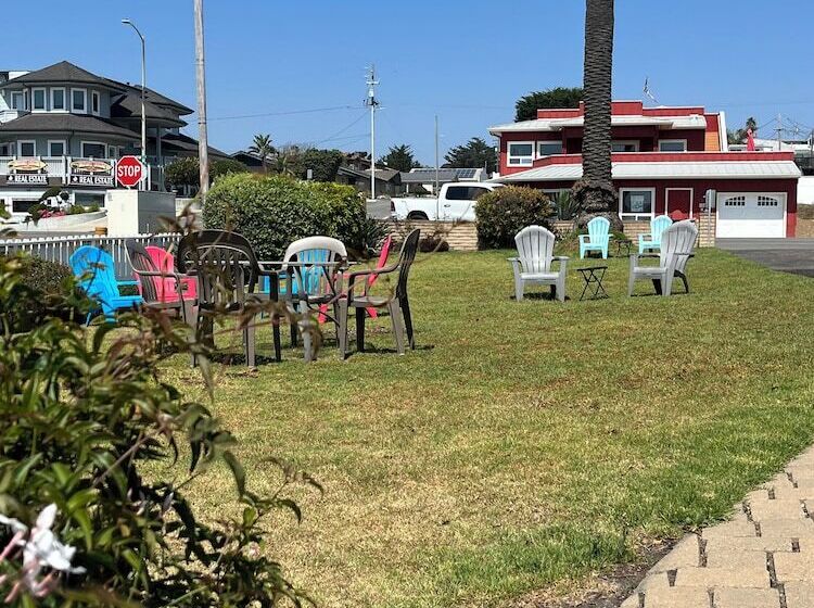 The Cayucos Motel