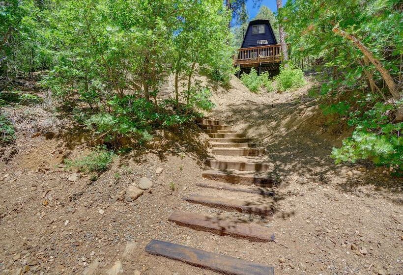 Near Prescott Nat L Forest: The Hygge Hideaway