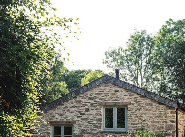 The Pigsty & Spa Garden At Tregoose Old Mill