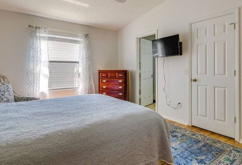 Home W/ Pool + Pickleball Access In The Villages!