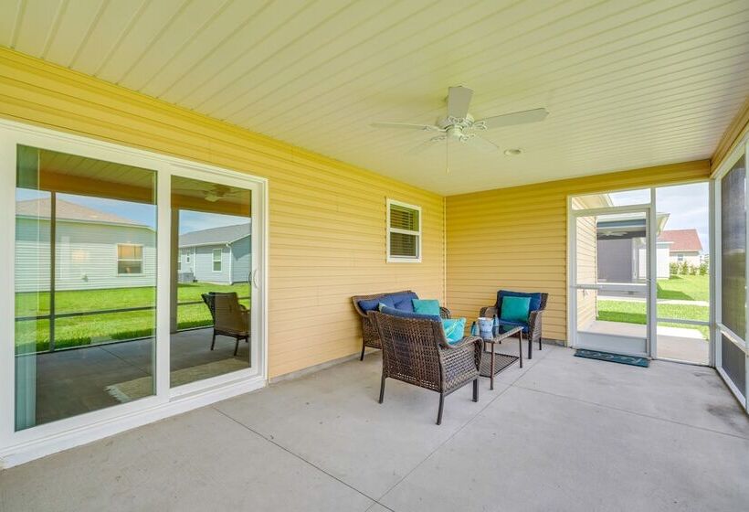 The Villages Vacation Rental: Walk To Shared Pool!