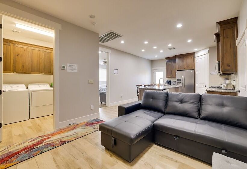 Toquerville Home W/ Mtn Views, Near State Parks!