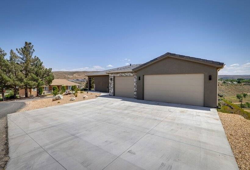 Toquerville Home W/ Mtn Views, Near State Parks!