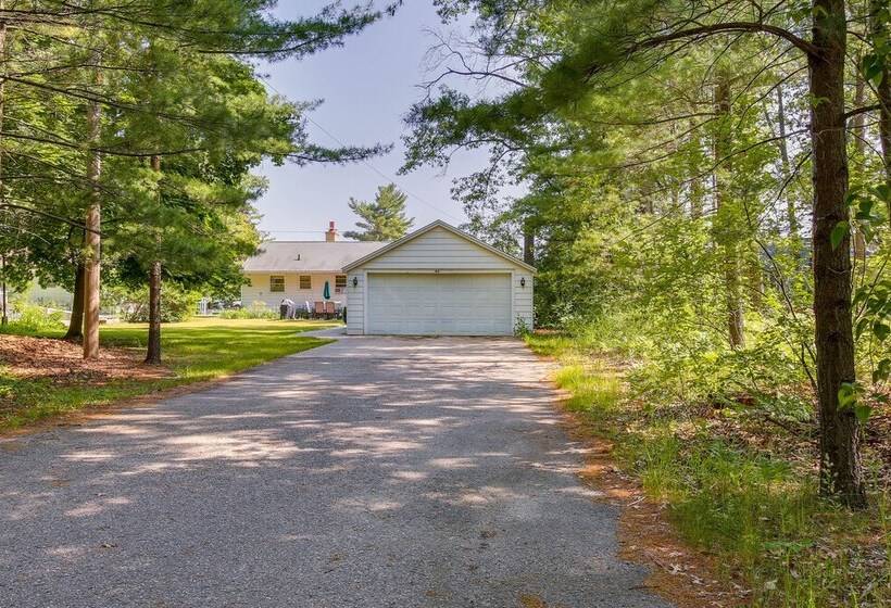 Traverse City Home W/ Fire Pit, Patio + Yard!