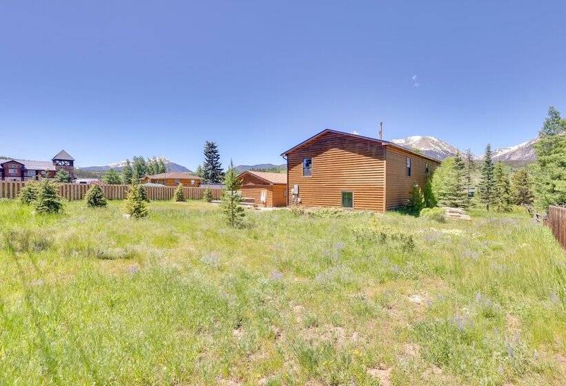 Updated Silverthorne Home W/ Hot Tub & Mtn Views!