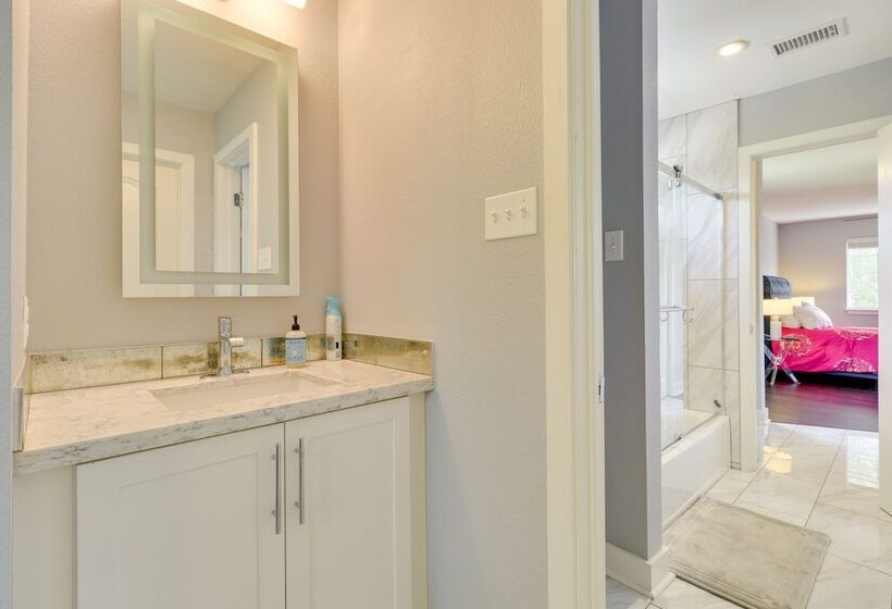 Upscale Pflugerville Paradise W/ Private Pool!