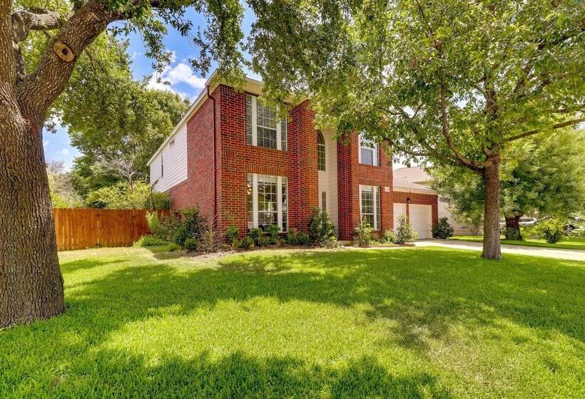 Upscale Pflugerville Paradise W/ Private Pool!