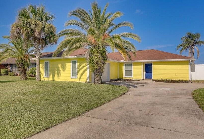 Waterfront Jacksonville Retreat W/ Boat Dock!