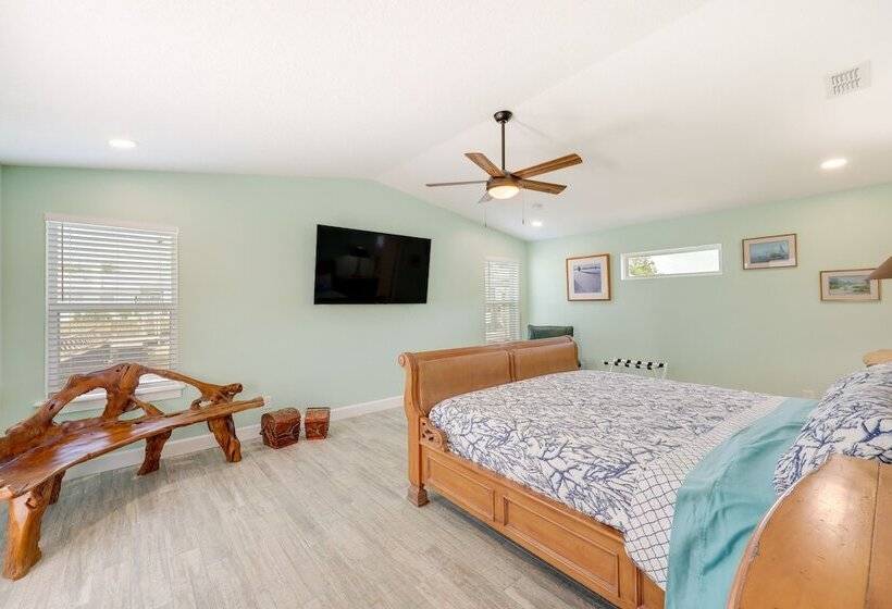 Waterfront Jacksonville Retreat W/ Boat Dock!