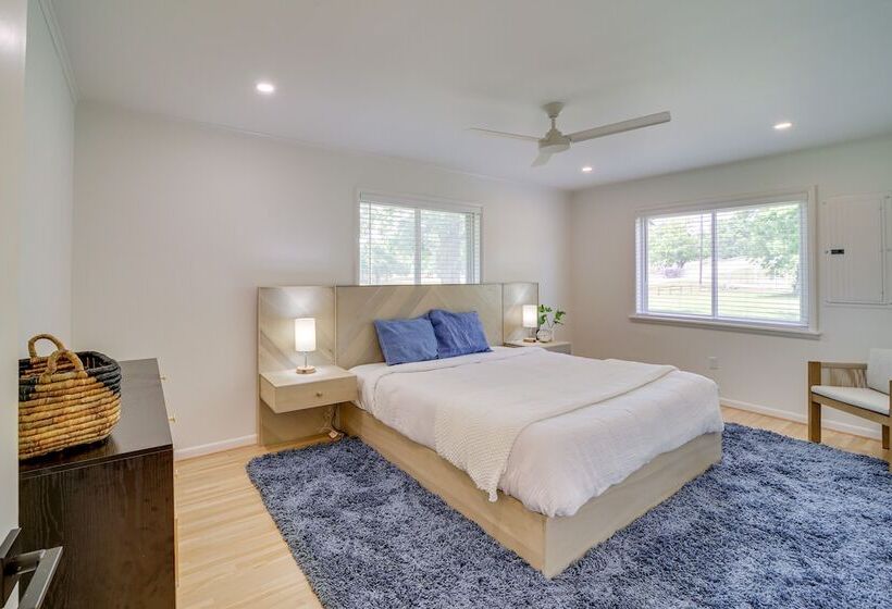 Well Appointed Tulsa Home W/ Fire Pit & Patio!