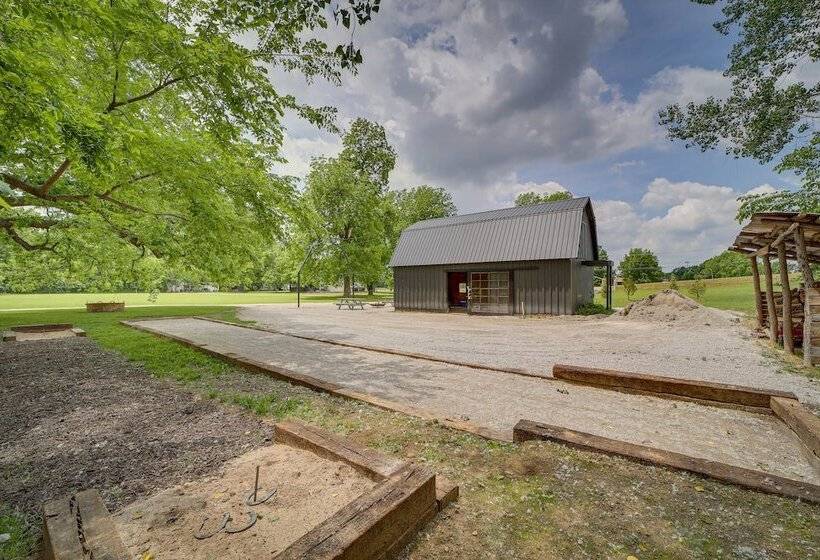 Well Appointed Tulsa Home W/ Fire Pit & Patio!