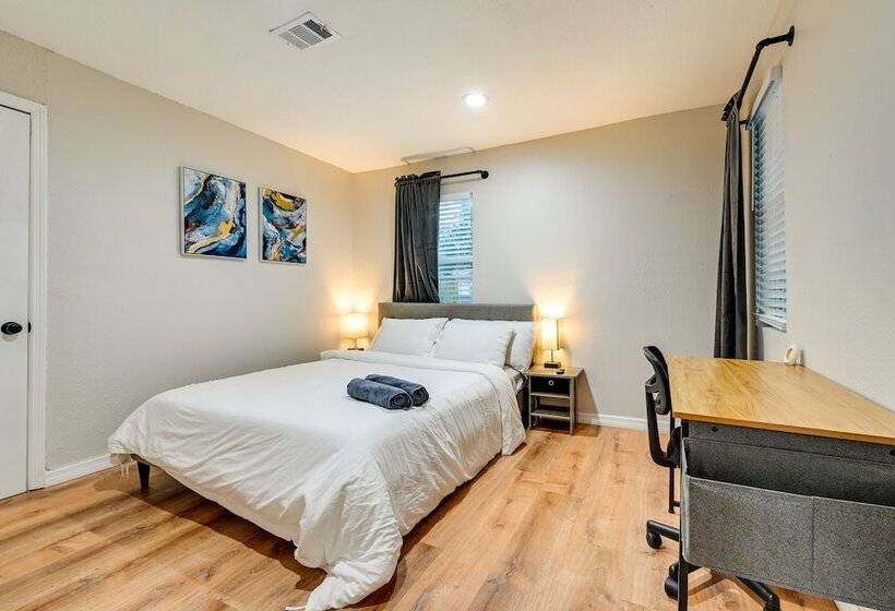 Wfh Friendly Tampa Home Rental: 2 Mi To Downtown!