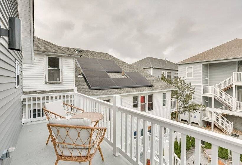 Wildwood Home W/ Deck Walk To Beach + Boardwalk!