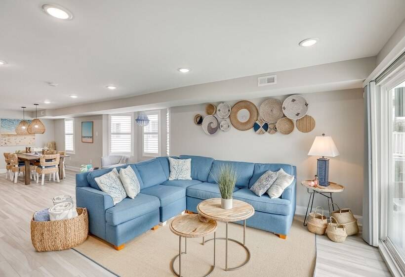 Wildwood Home W/ Deck   Walk To Beach + Boardwalk!