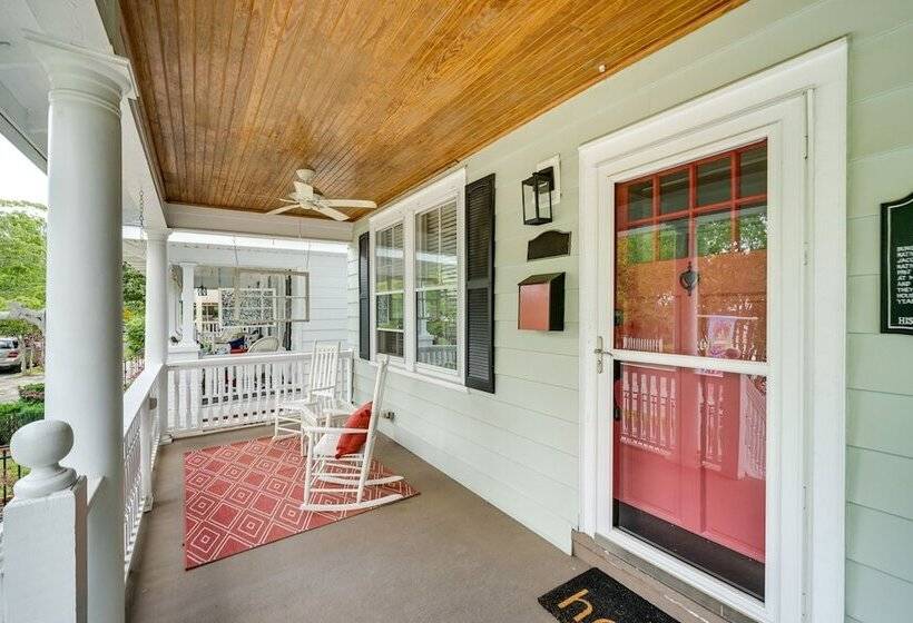 Wilmington Vacation Rental: Close To Riverwalk!
