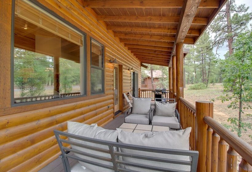Furnished Deck & Grill: Wooded Torreon Cabin