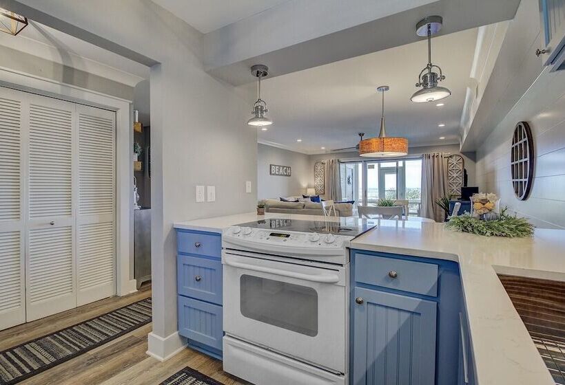 11b Mariners Walk By Avantstay Direct Beach Access! Amazing Views Communal Pool