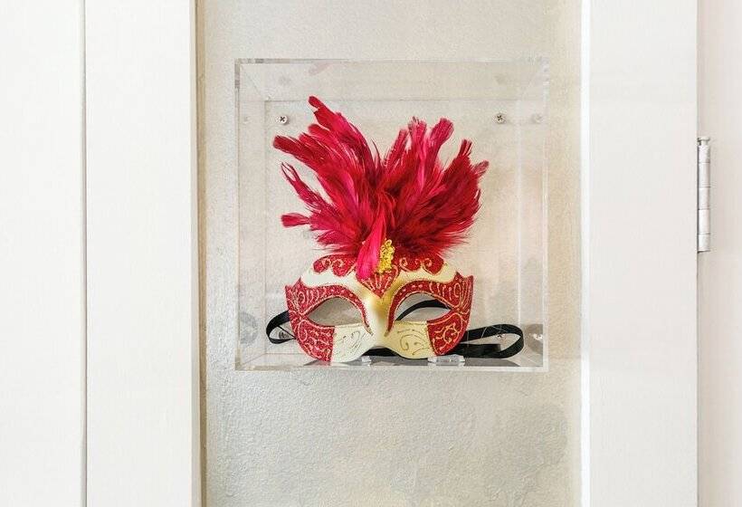 1br Condo In Vibrant New Orleans