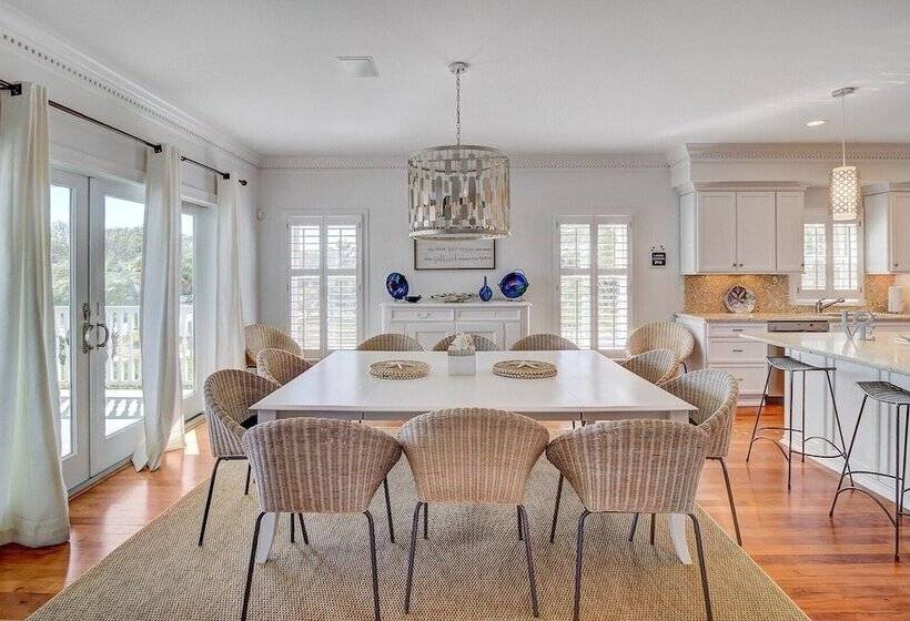 3001 Palm Boulevard By Avantstay Across From Beach & Ocean Views!