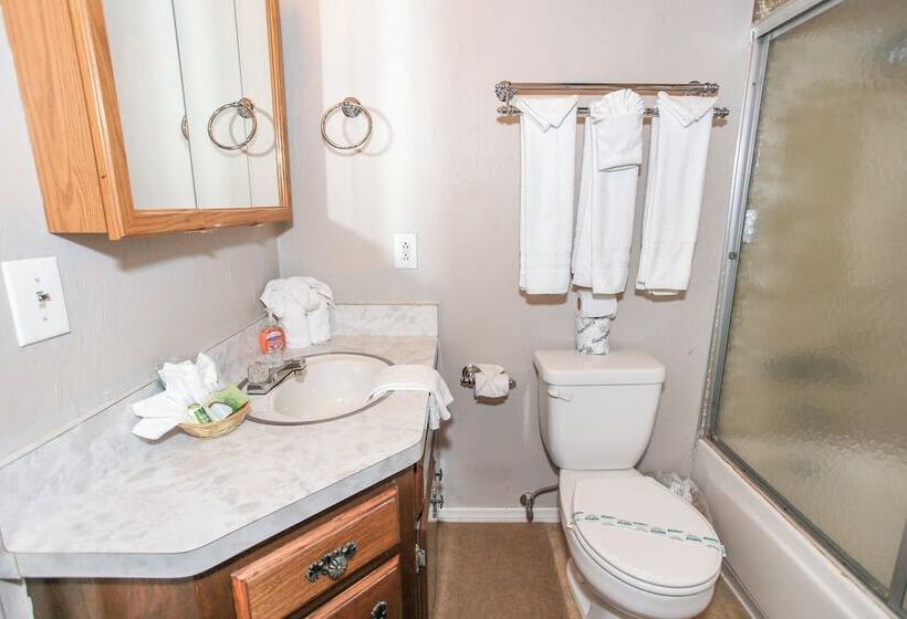 A Humble Hilltop Hideaway