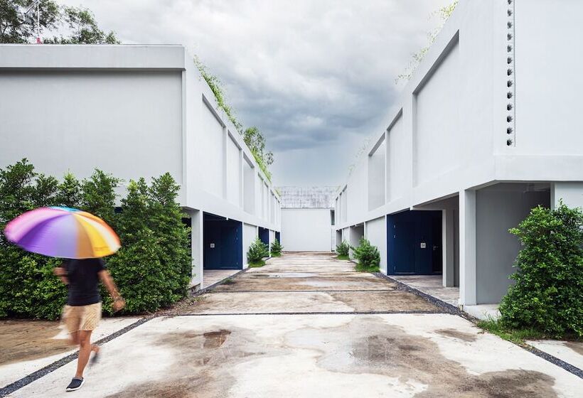 فندق صغير Innlux Phuket