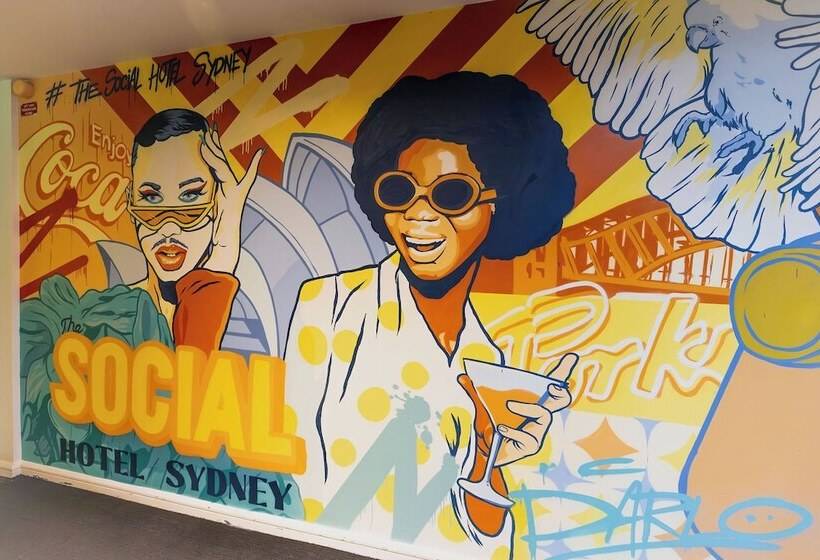 ユースホステル The Social