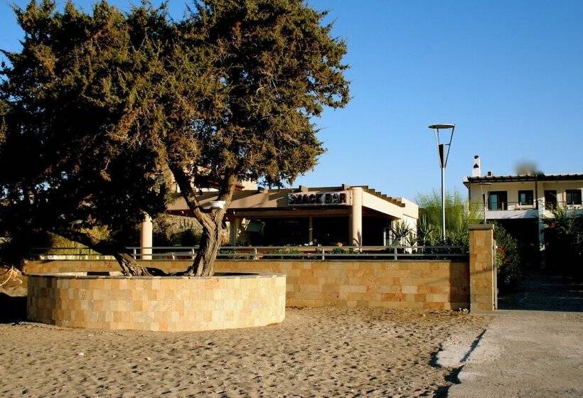 Amaryllis Fully Equipped Front Beach House