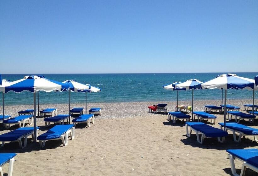 Amaryllis Fully Equipped Front Beach House