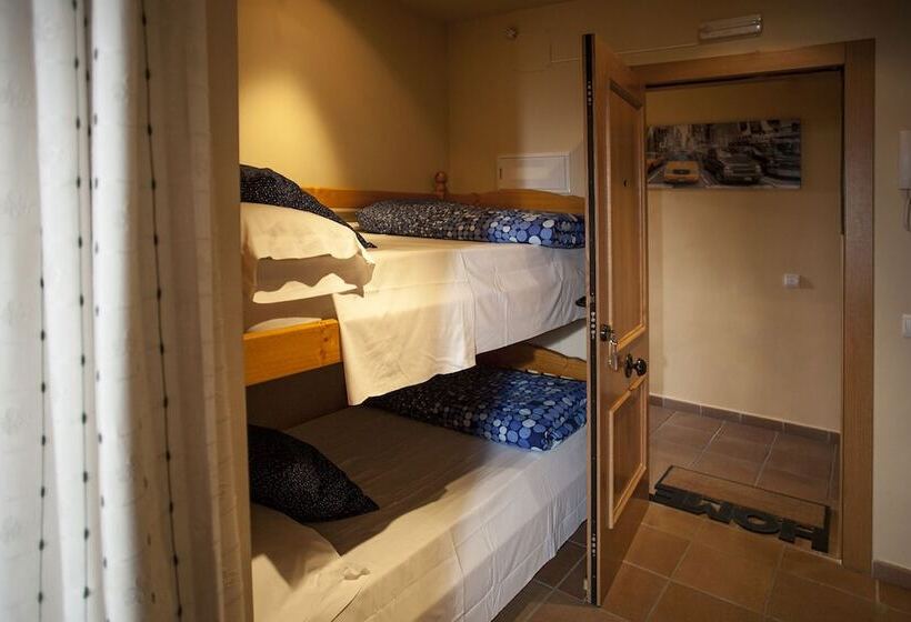 Apartamentos Turísticos Boabdil