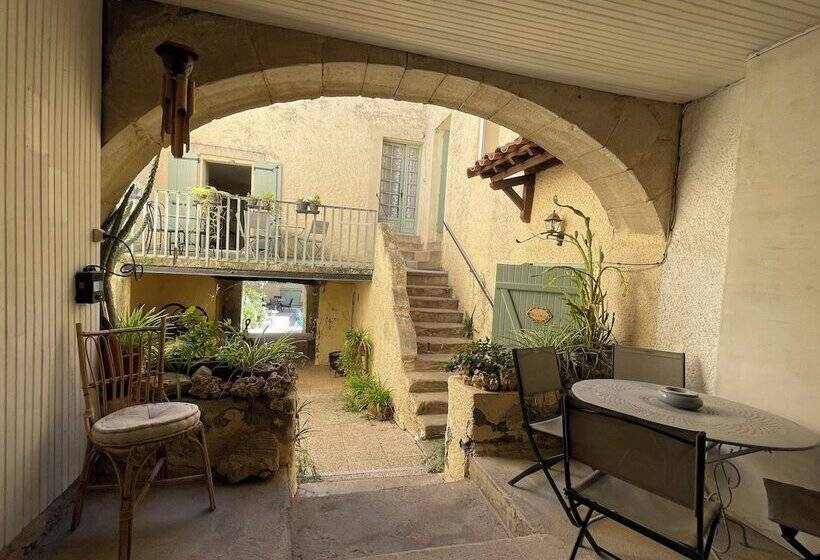 Bed and Breakfast La Coquillade Gite