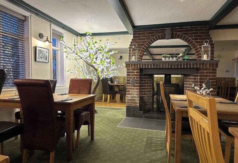 مبيت وإفطار The Fish And Anchor Inn