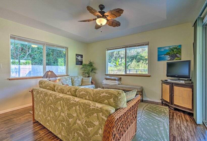 Big Island Paradise  Hawaiian Retreat W/ Patio!