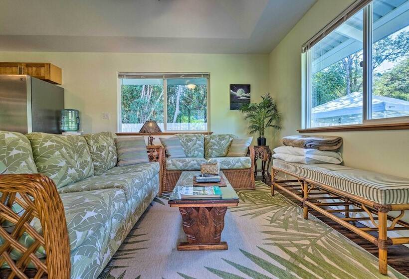 Big Island Paradise  Hawaiian Retreat W/ Patio!