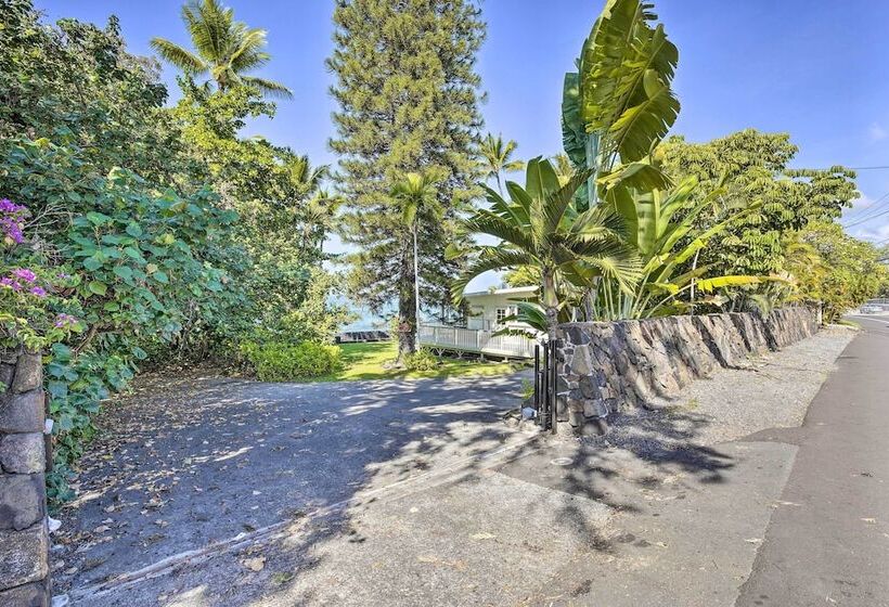 Bright & Airy Beach House W/ Oceanfront Views