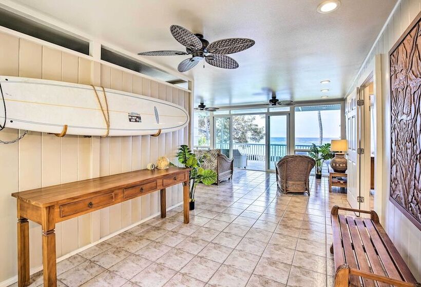 Bright & Airy Beach House W/ Oceanfront Views