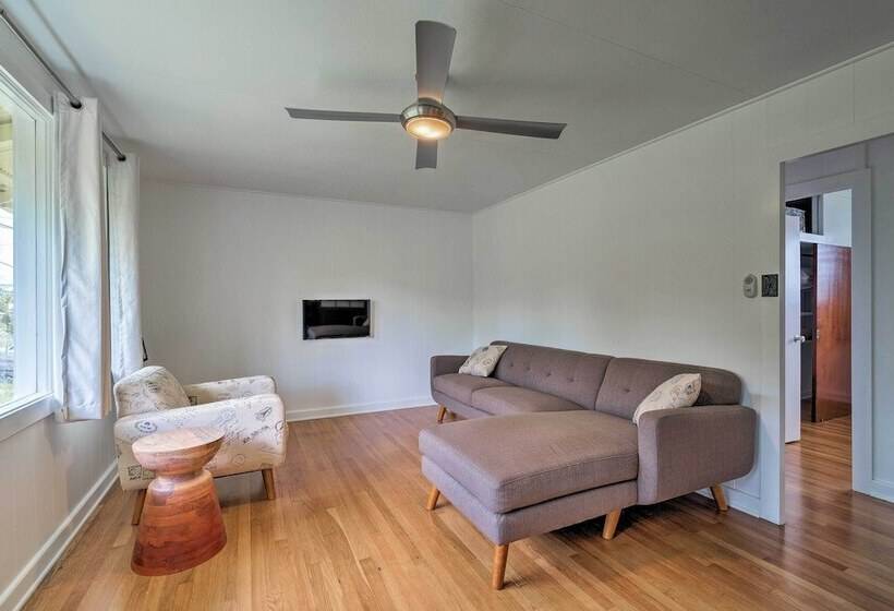 Charming Historic Hilo House Minutes To Beach!