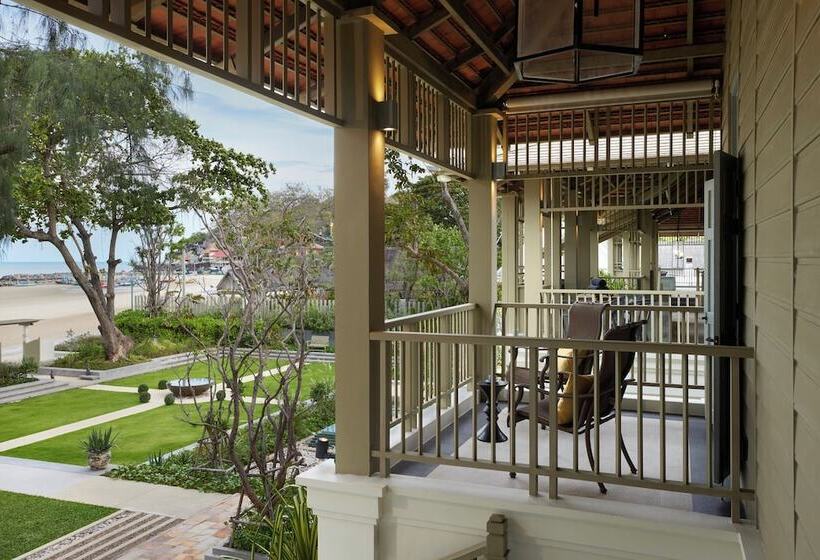 Charras Bhawan Hotel And Residences