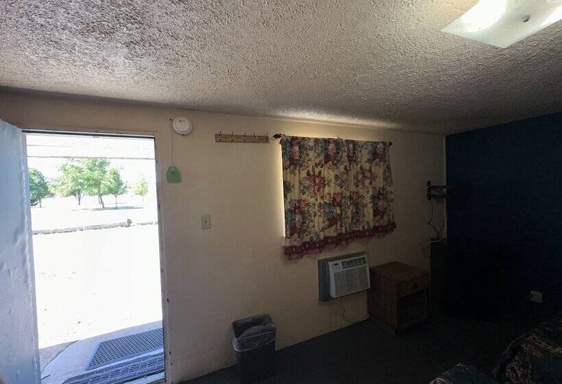 Crestview Motel Inc