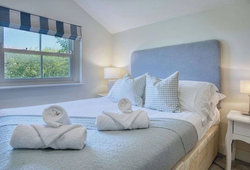 Dollars Cottage   4 Bed   Llangennith