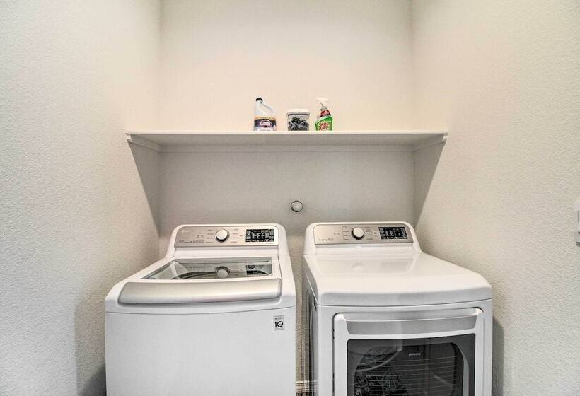 Family Friendly Rio Rancho Home Near Old Town