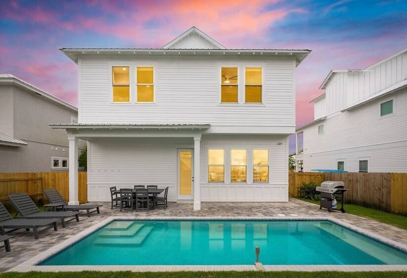 Flipper By Avantstay 18 Person Retreat W/ Pool