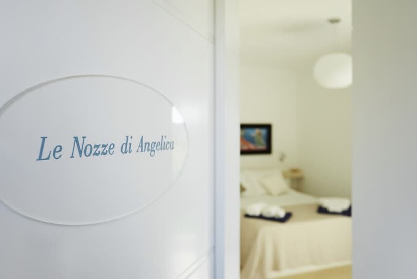 فندق Acantha Boutique