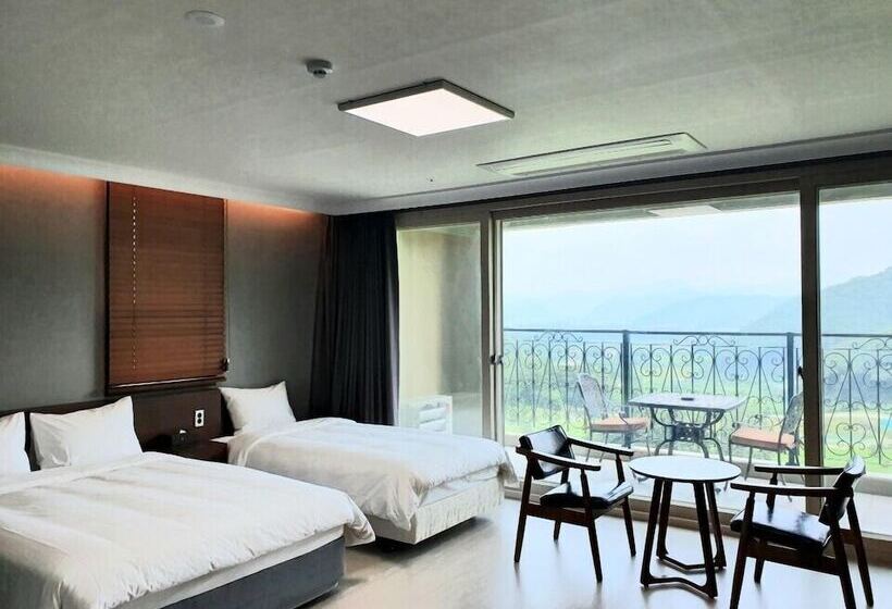 Hotel Baekhak Jayuro Resort