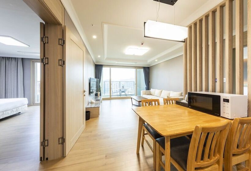 Hotel Baekhak Jayuro Resort