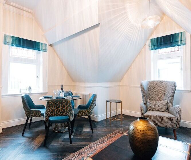 فندق Bank Apartments