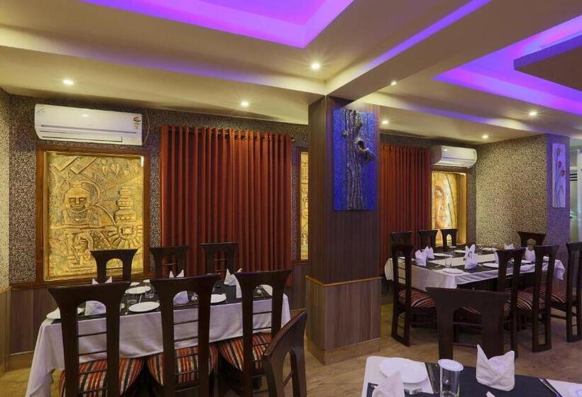 فندق Blue Bird, Nagaon