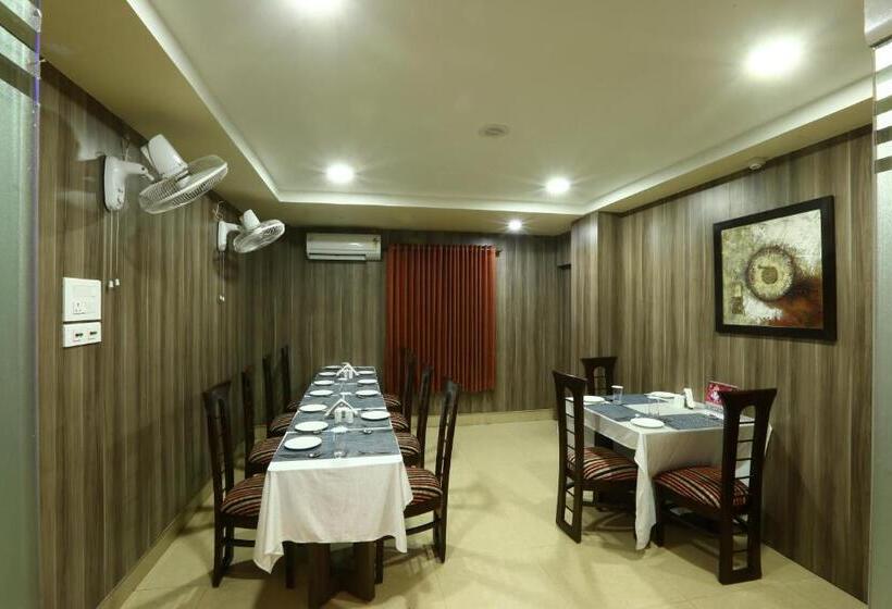 فندق Blue Bird, Nagaon